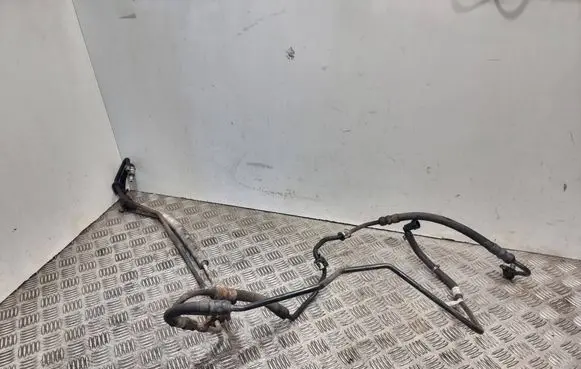 Volvo V70 Power steering hose/pipe/line P31340288