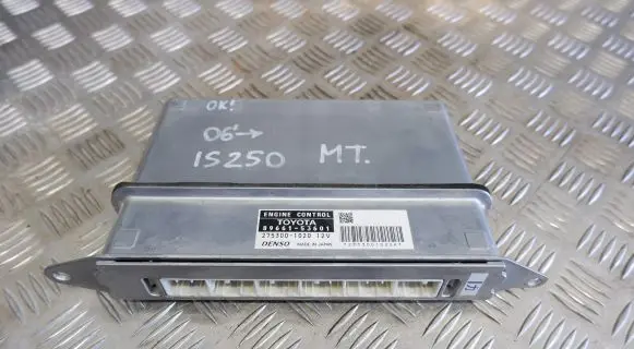 Lexus IS 220D-250-350 Engine control unit/module 8966153601