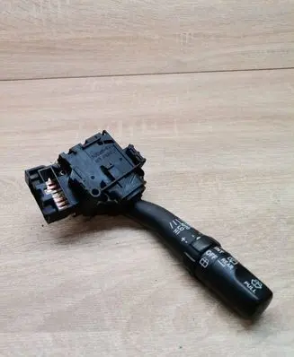 Toyota Avensis T250 Wiper control stalk 8465205170 173821