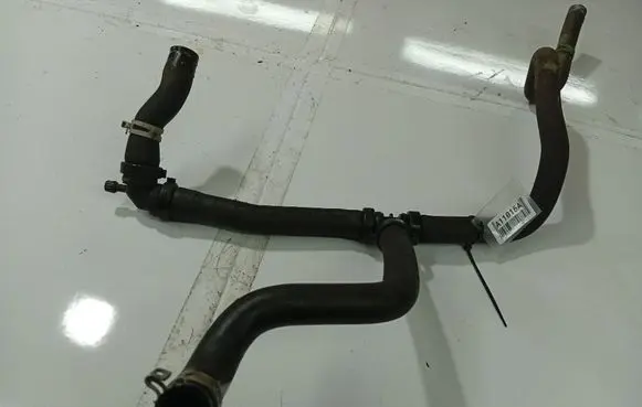 Renault Fluence Engine coolant pipe/hose 