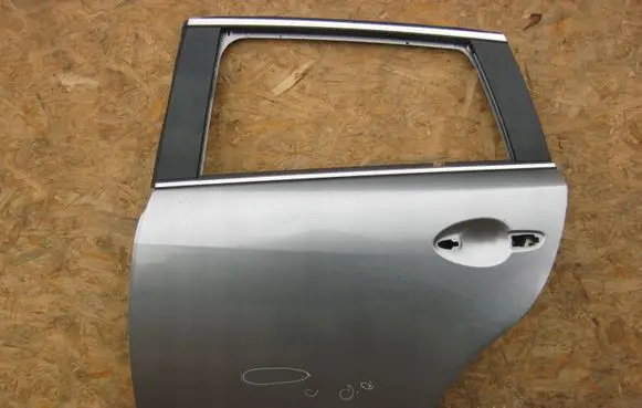 Mazda 6 Rear door
