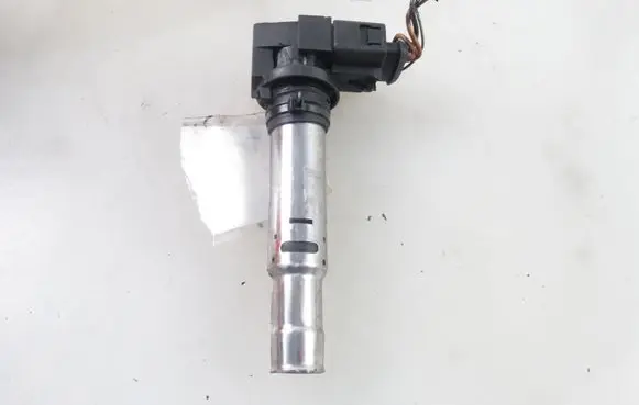 Volkswagen Polo IV 9N3 High voltage ignition coil 5DA193175501