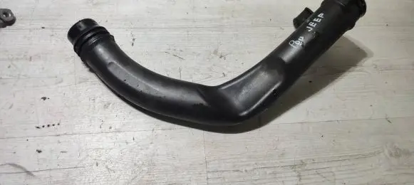Jeep Cherokee Air intake hose/pipe S8000297 800084C
