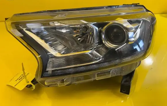 Ford Ranger Headlight/headlamp JB38-13E014