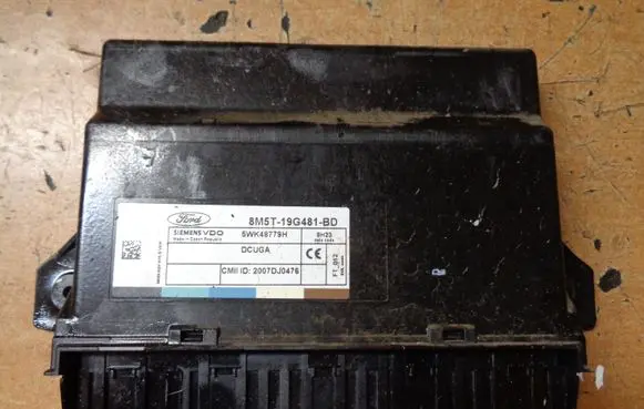 Ford Kuga I Comfort/convenience module 8M5T19G481BD