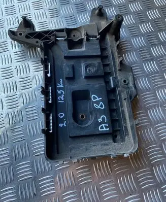 Audi A3 S3 8P Battery box tray 1K0915333C
