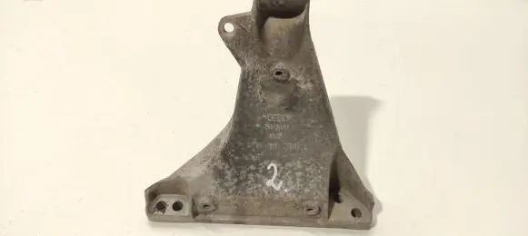 Volkswagen PASSAT B5 Engine mounting bracket 8D0199308L