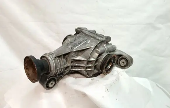 Volkswagen Touareg I Rear differential GLR 4460310018