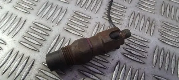 Ford Mondeo MK II Fuel injector LDC008R01