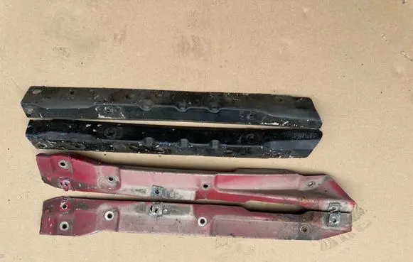 Volkswagen Transporter - Caravelle T4 Fender mounting bracket MOCBLOTT4