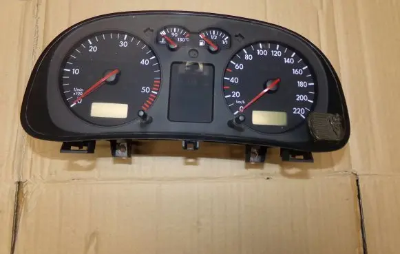 Volkswagen Golf IV Speedometer (instrument cluster) 1J0919880DX