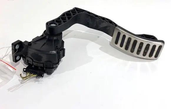Volkswagen Phaeton Accelerator throttle pedal 3D1721503N