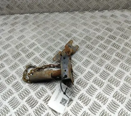 Mitsubishi L200 Spare wheel mounting bracket 4260A125