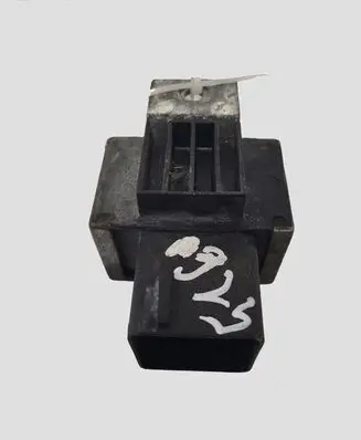 Dacia Logan I Glow plug pre-heat relay 8200859243