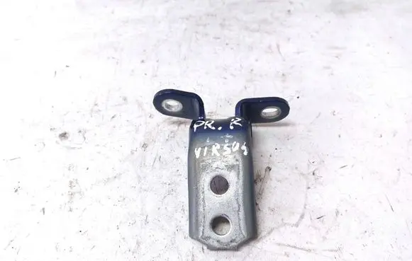 Toyota Avensis T270 Front door upper hinge