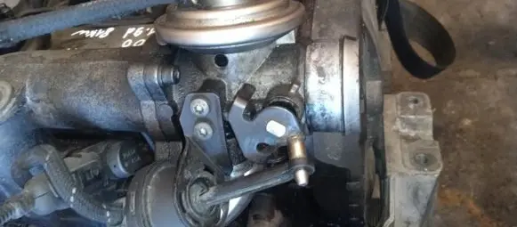 Skoda Octavia Mk1 (1U) EGR valve 038131501E