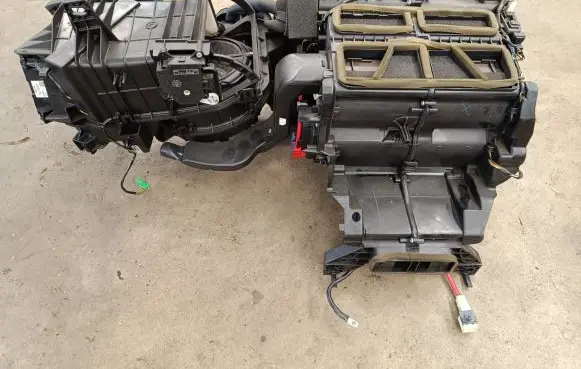 Interior heater climate box assembly