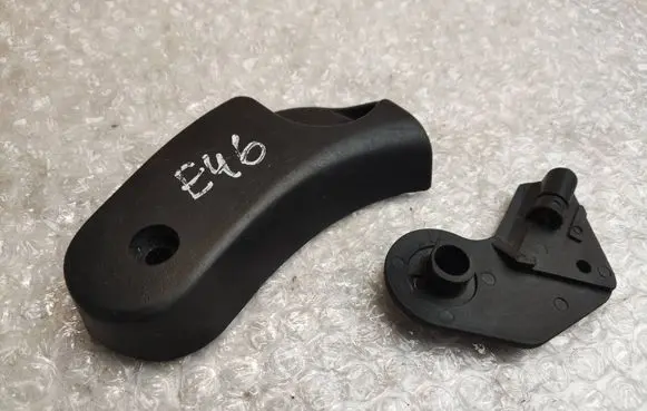 BMW 3 E46 Engine bonnet (hood) release handle 8223163