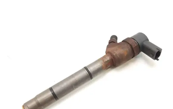 KIA Ceed Fuel injector 338002A900