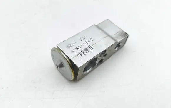 Air conditioning (A/C) expansion valve