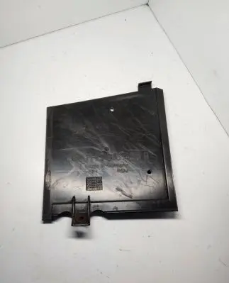 Volkswagen Transporter - Caravelle T5 Battery tray heat shield 7H0915438A