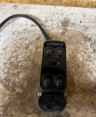 Mercedes-Benz C W203 Other switches/knobs/shifts A2038200110 501809