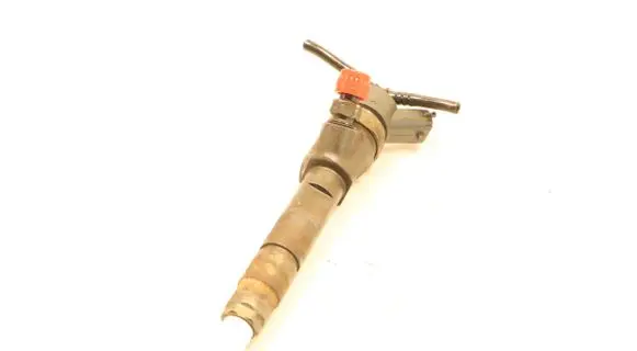 Fuel injector