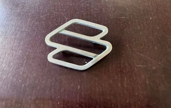 Suzuki Vitara (ET/TA) Manufacturer badge logo/emblem 