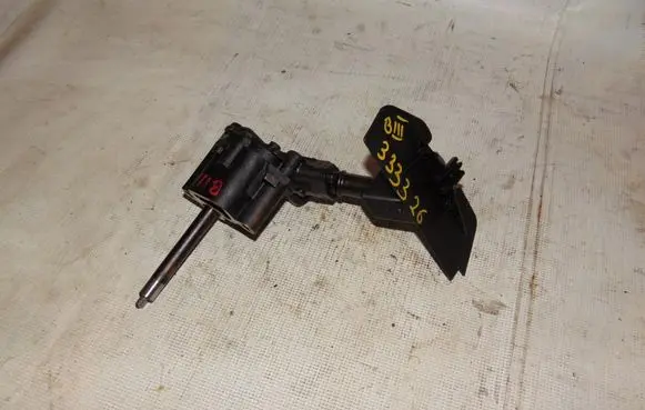 Volkswagen PASSAT B5 Oil pump 026115153A