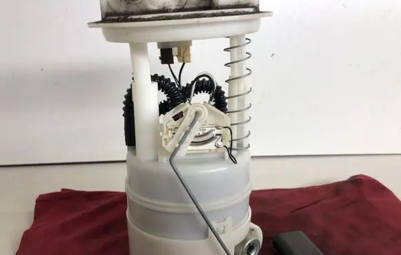 Nissan Note (E11) In-tank fuel pump