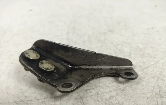 BMW 3 E90 E91 Muffler mount bracket/holder 7803613