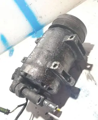 Audi 80 90 S2 B4 Air conditioning (A/C) compressor (pump) 8A0260805AD