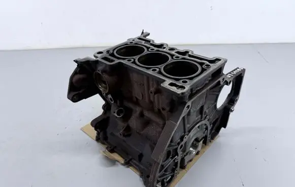 Ford Focus Engine block RFCM5G