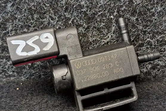 Audi A6 S6 C6 4F Turbo solenoid valve 037906283C