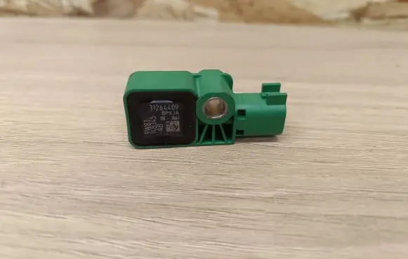 Volvo XC60 Airbag deployment crash/impact sensor 31264409