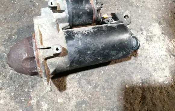 Opel Zafira A Starter motor 0001109055