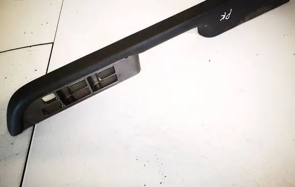 Nissan X-Trail T30 Front door window switch trim 80949eq300