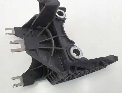 Mercedes-Benz B W246 W242 ABS pump bracket A2464300201