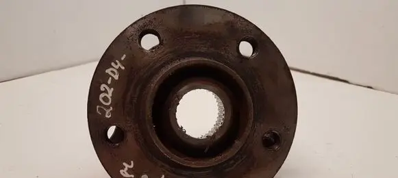 Audi A8 S8 D4 4H Front wheel hub 8K0407615B