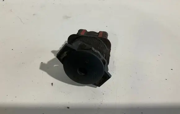 Mercedes-Benz E W211 Radiator support slam panel bracket 