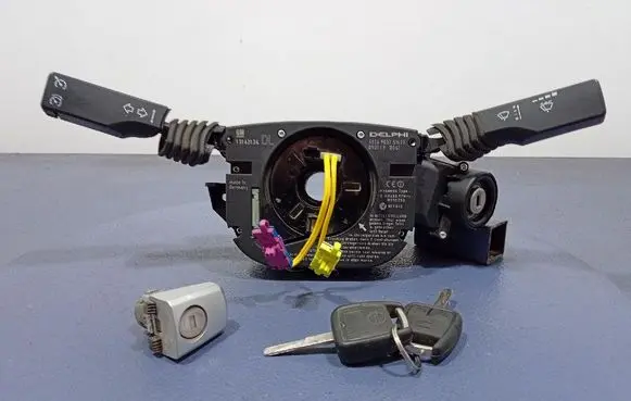 Opel Vectra C Other switches/knobs/shifts 13162134