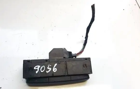 Audi A5 8T 8F ESP (stability program) switch 8k0959673 070093936