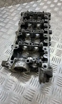 Opel Astra H Engine head 