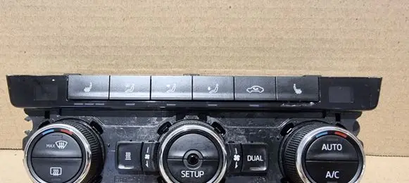 Skoda Octavia Mk3 (5E) Climate control unit 5E0907044M