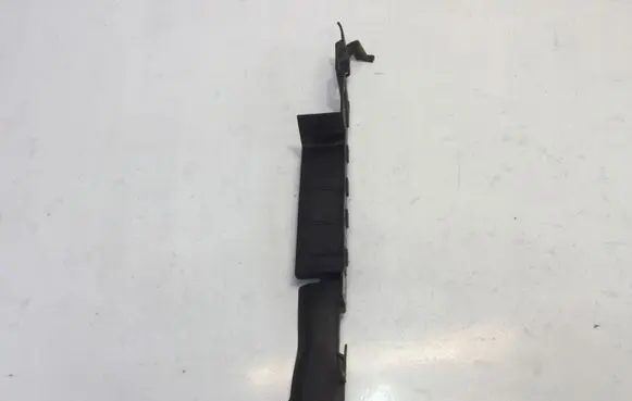 Audi A1 Radiator mount bracket 82A121332A