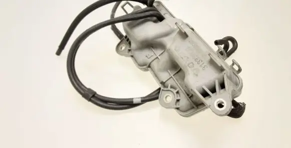 Volvo XC90 Vacuum air tank 31339809