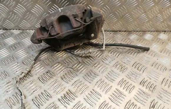 Mercedes-Benz CLK A208 C208 Front brake caliper