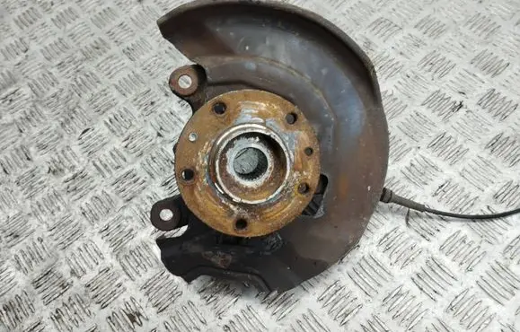 Nissan Qashqai Front wheel hub