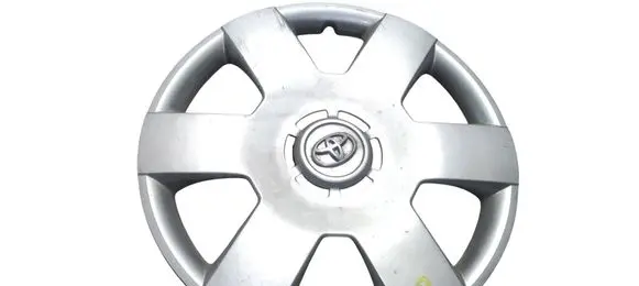 Toyota Yaris R14 wheel hub/cap/trim 426020H010