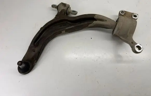 Chrysler Pacifica Front lower control arm/wishbone 05274643AA